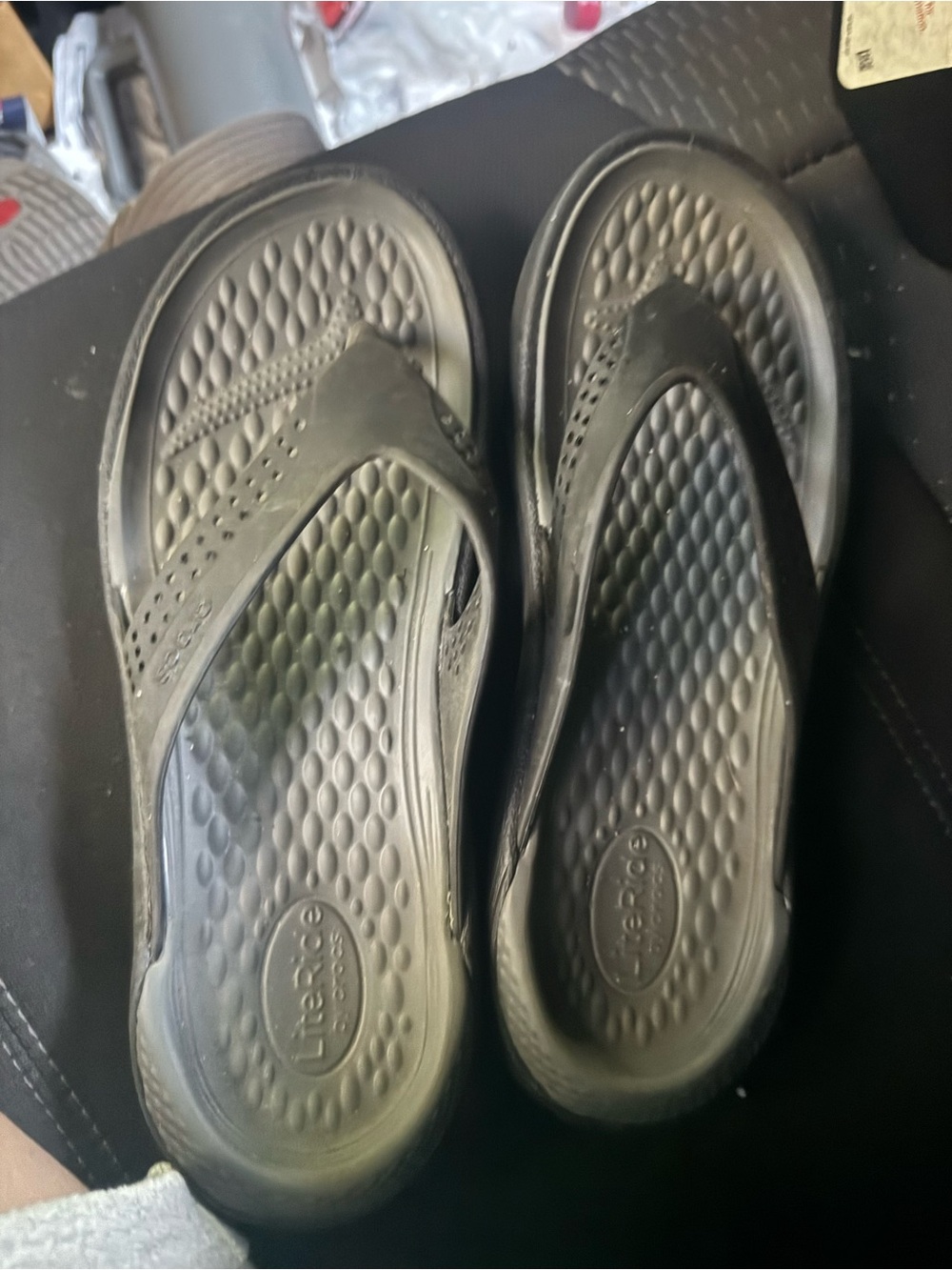 CROCS Women's Black Textured Comfort Sandals